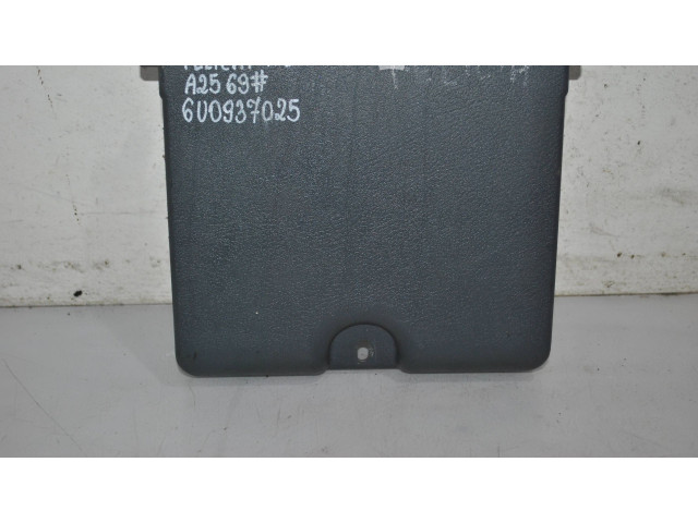   Pojistková skříňka 6U0937025   Skoda Felcia I 1994