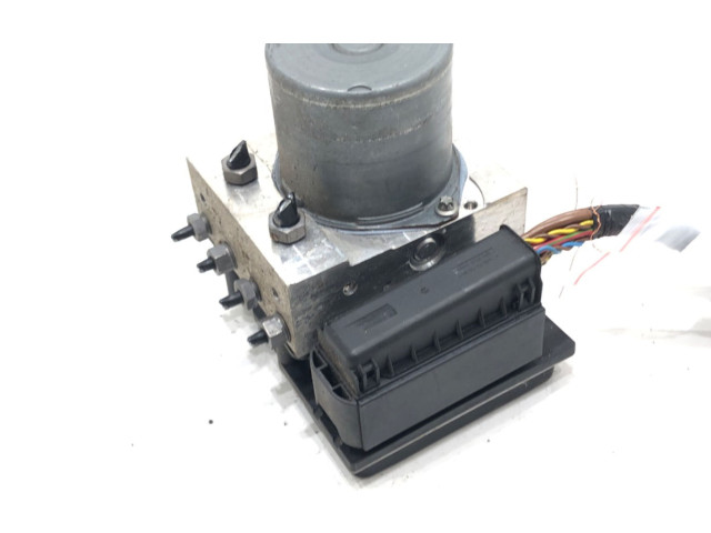 Блок АБС    BMW  X3 E83  2003 - 2010 года