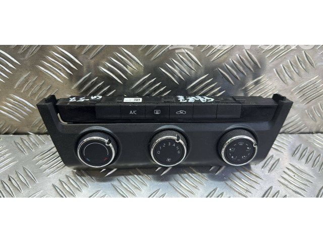 Блок управления климат-контролем 5E0820047M   Skoda Octavia Mk3 (5E)