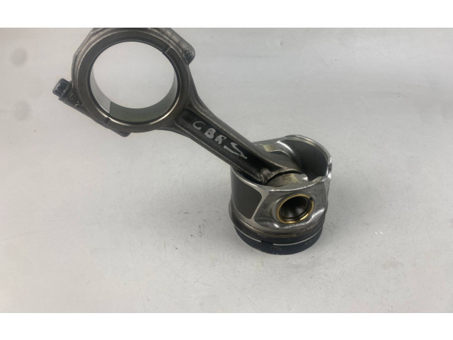 Поршень с шатуном    04LA, 011A   Volkswagen Golf VII