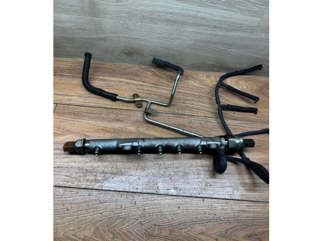 Магистральная трубка топлива 03L130089B, 600000001    Volkswagen Touran II   