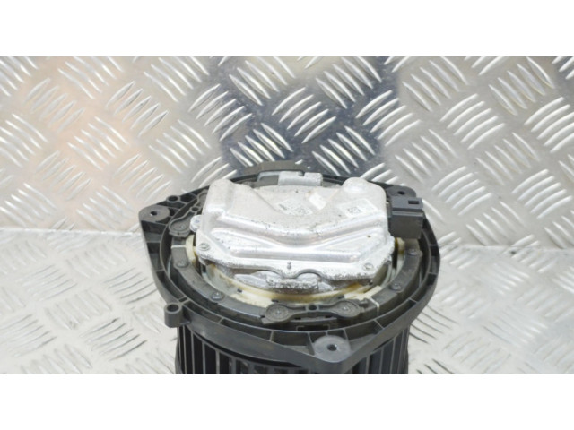 Вентилятор печки    DRF10238002   BMW X4 G02