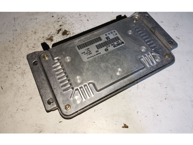 Блок управления двигателя 9630986780, 0261204717   Peugeot 306