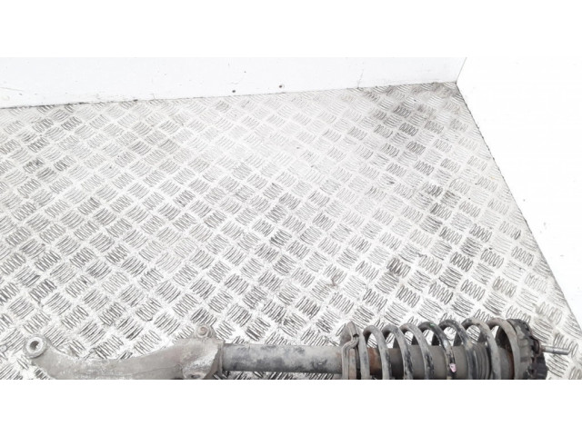 Передний амортизатор с пружиной