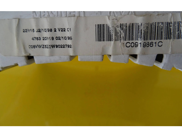 Přístrojová deska Volkswagen New Beetle 2000 1C0919861C