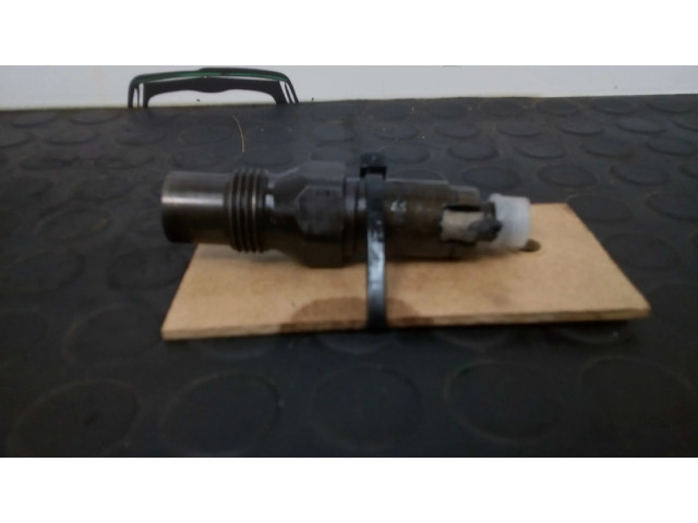 Vstřikovač 1127447 Ford Mondeo MK I pro naftový motor 1.8