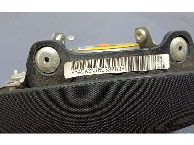 Подушка безопасности водителя Peugeot 107