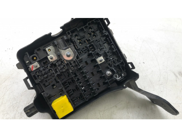 Блок предохранителей    Ford Focus    