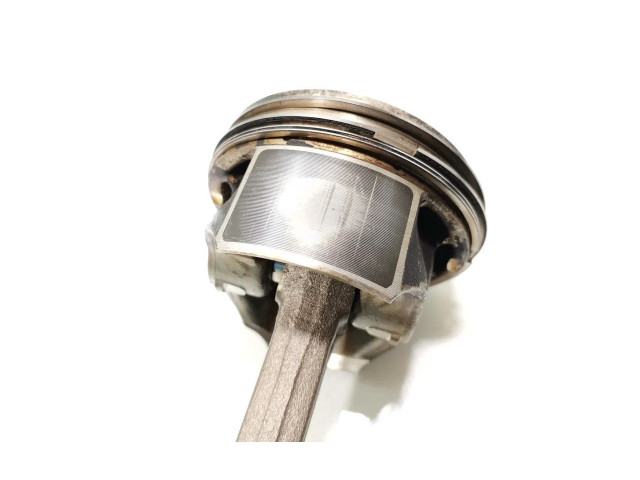  Поршень с шатуном BYT   Audi A3 S3 8P  