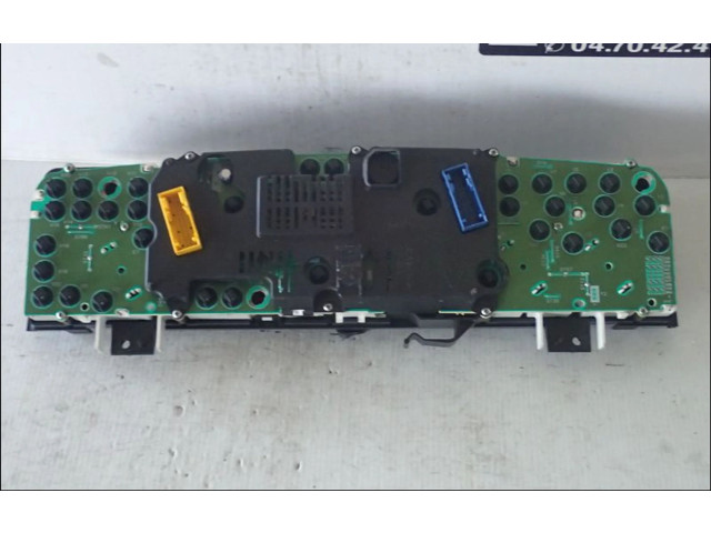 Панель приборов    Citroen Xantia       