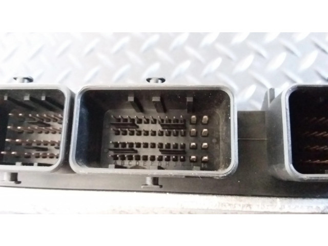 Блок управления двигателя 0281010886, 9645534980 Citroen C5