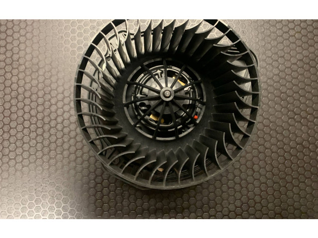 Вентилятор печки    SZ0ZZL   Volvo C70