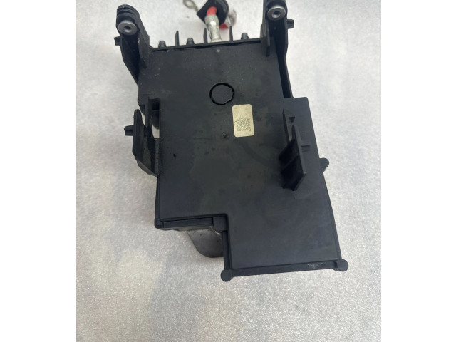 Модуль управления аккумулятором 31652213    Volvo S90, V90   