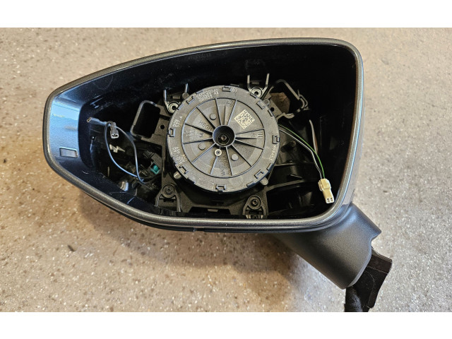 Зеркало электрическое Audi A6 S6 C8 4K 2018 - года