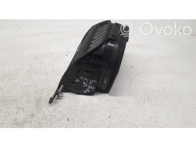 Боковая воздушная решётка