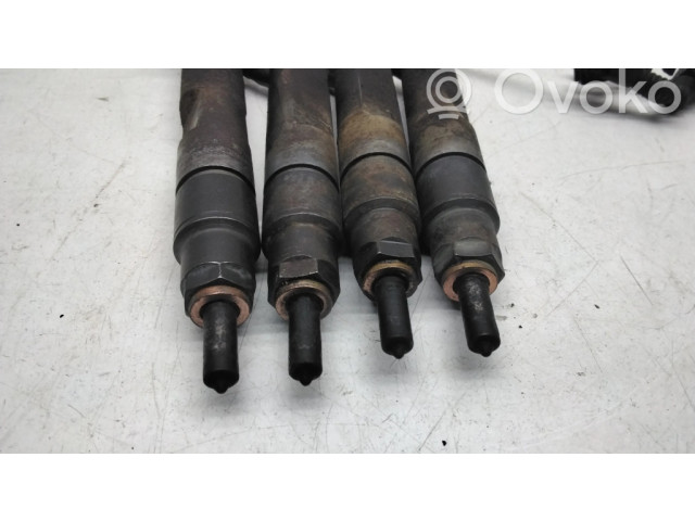 Комплект форсунок 028130202P, 038130201S    Skoda Octavia Mk1 (1U) для дизельного двигателя  1.9