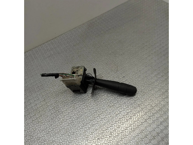 Ручка стеклоочистителей 8200634238, 61760019 Renault Clio III