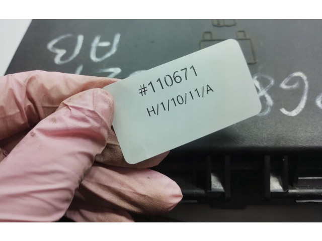 Блок предохранителей P68251627AB Jeep Grand Cherokee