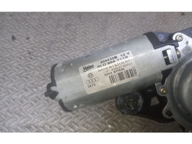 Двигатель стеклоочистителя заднего стекла 8L0955711B   Volkswagen PASSAT B5