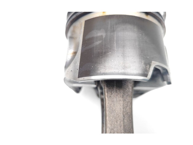 Píst CJGA Audi Q7 4L CJGA