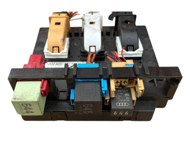 Блок комфорта 1K0937084D Volkswagen Golf VI