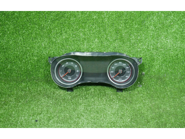 Панель приборов Dodge Charger