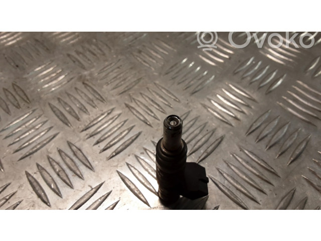 Vstřikovač 7506158   BMW 3 E46  pro benzínový motor 1.8  