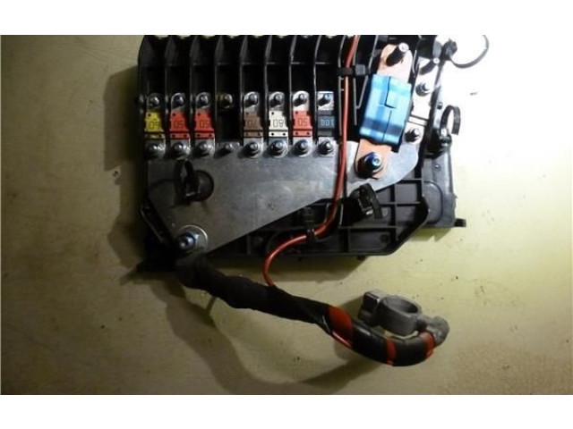 Блок предохранителей 1802319041   Ford Transit -  Tourneo Connect    