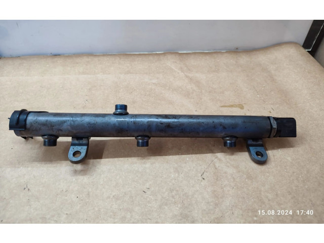 Vstřikovací lišta A6420703095   Mercedes-Benz S W221    OM642 