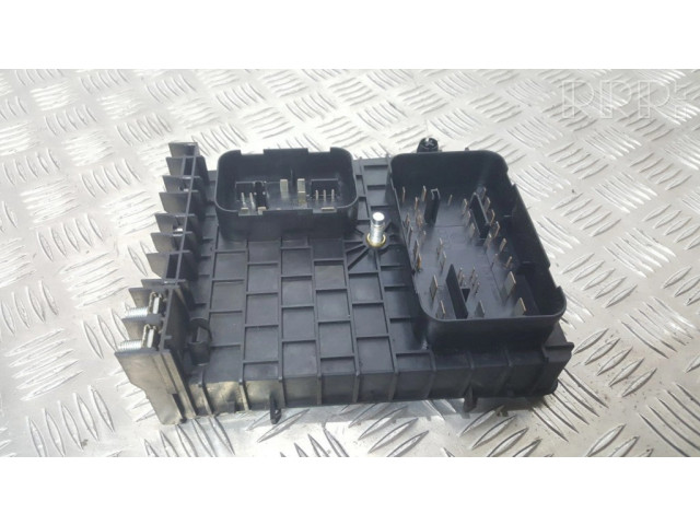 Блок предохранителей 1K0937124H Audi A3 S3 A3 Sportback 8P