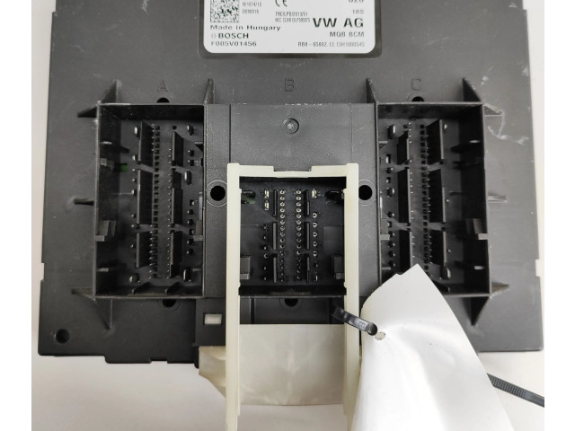Блок комфорта 5Q0937086Q, F005V01456   Skoda Octavia Mk3 (5E)
