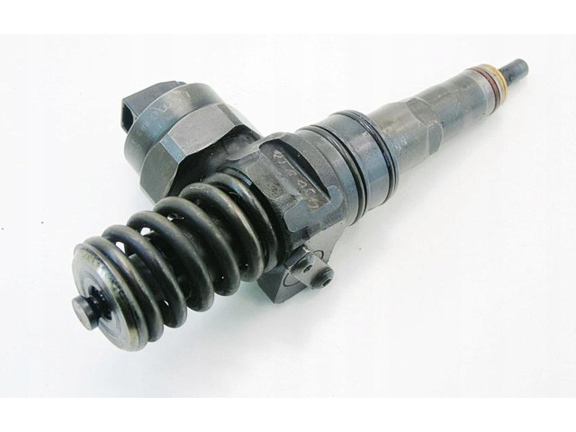 Форсунка 038130073F    Volkswagen Golf VIII   