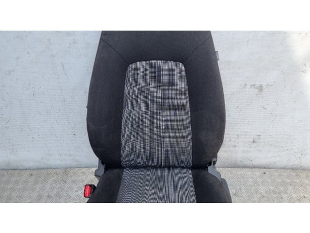 Переднее сиденье пассажира