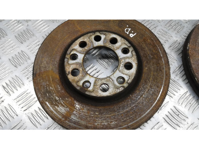 Передний тормозной диск Alfa Romeo Giulietta 1.6