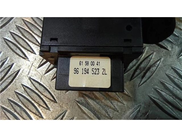 Переключатель дворников 96194523ZL, 61580041   Fiat Ulysse