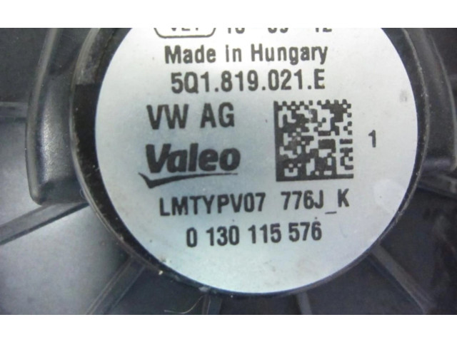 Вентилятор печки 5Q1819021E Volkswagen Golf VII