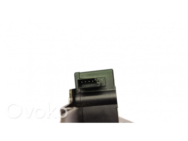 Zámek zadních dveří 51247057364 BMW 3 E46 2003