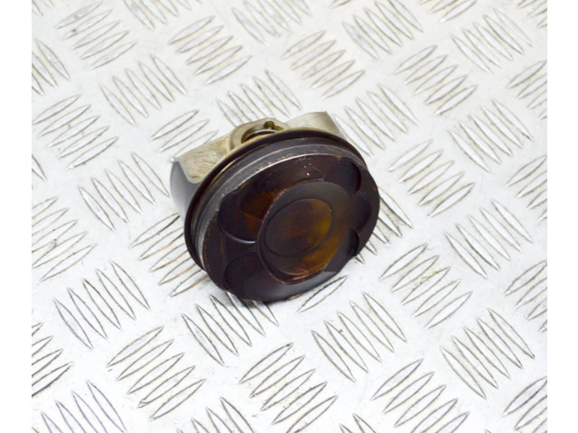 Поршень M 156 B 318342 Maserati Ghibli для бензинового двигателя 3.0