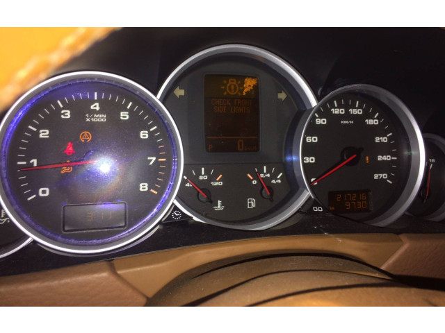 Přístrojová deska Porsche Cayenne (9PA) 2006 7L5920870D