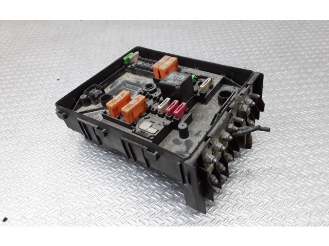 Pojistková skříňka 1K0937125A Seat Toledo III (5P) 2005