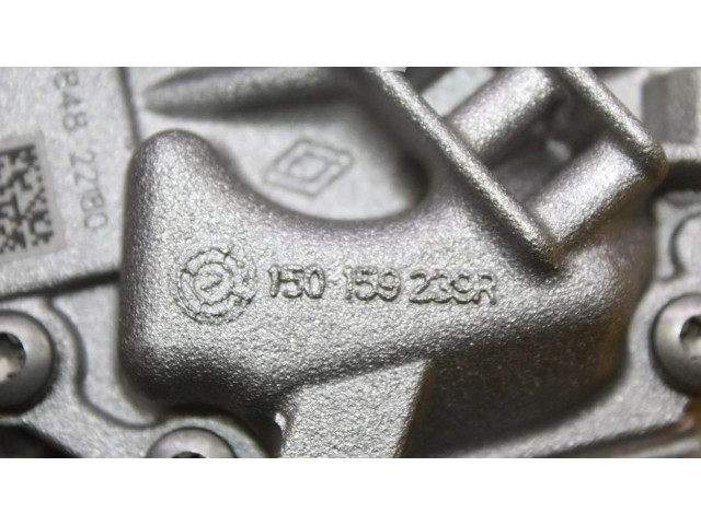 Масляный насос 150718102R Renault Captur