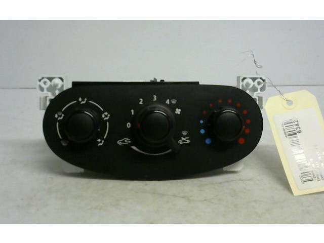 Блок управления климат-контролем 275104697R, 275104697R Dacia Dokker