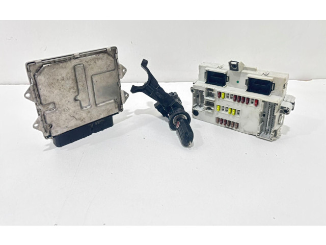 Комплект блоков управления 55258952, 55258952 Fiat 500L