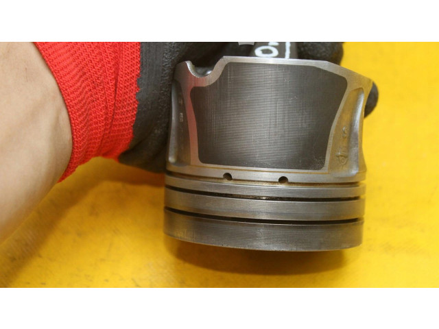 Поршень с шатуном 59AE Audi A6 C7