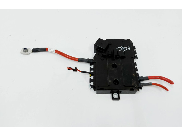 Блок предохранителей  A2135406100   Mercedes-Benz EQC    