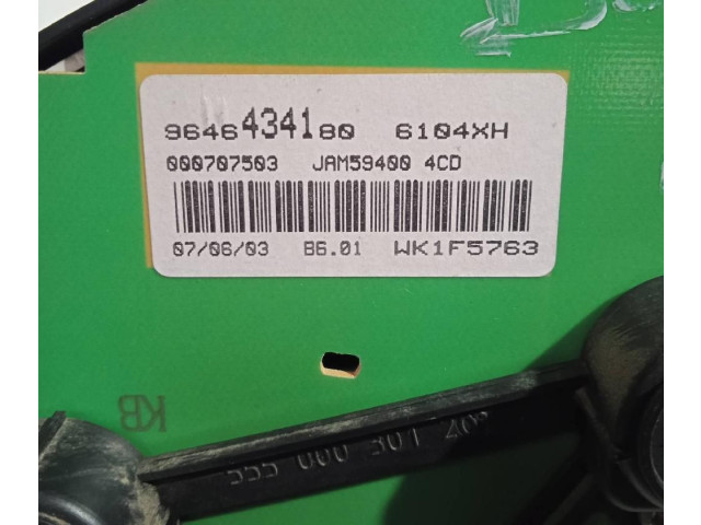 Přístrojová deska  Citroen Berlingo 1999 000707503  