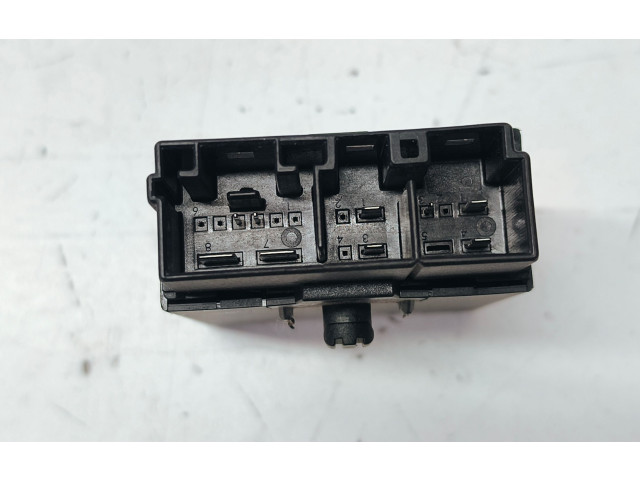 Řídící jednotka 692643501 BMW X1 E84 2015