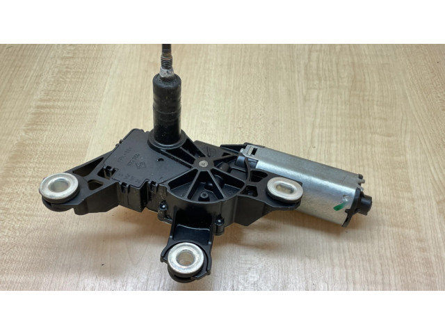 Моторчик заднего дворника 5J9955711, W000002324    Skoda Fabia Mk2 (5J)