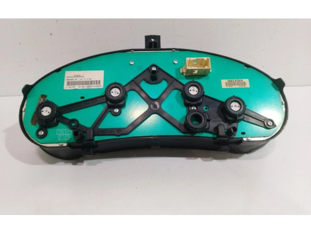 Přístrojová deska  Citroen Berlingo 2005   