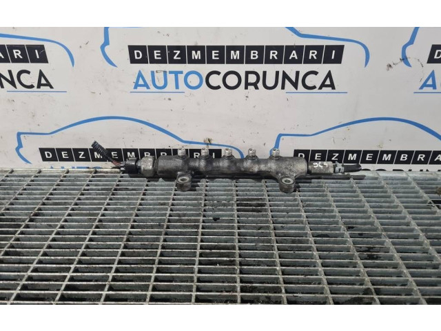 Vstřikovací lišta    Toyota RAV 4 (XA30)    2ADFTV 